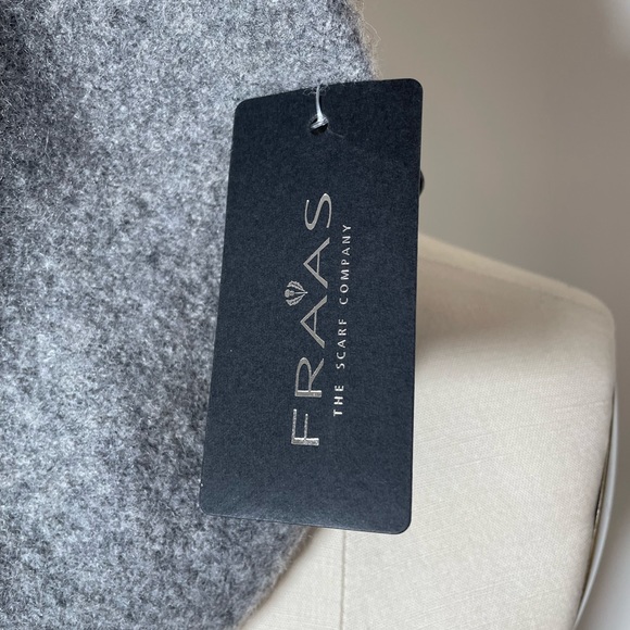 NWT Grey beret - Picture 3 of 4